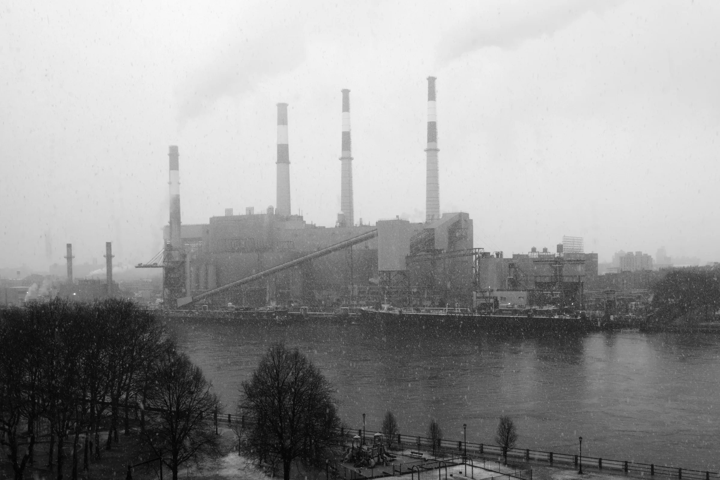 RavenswoodGeneratingStation